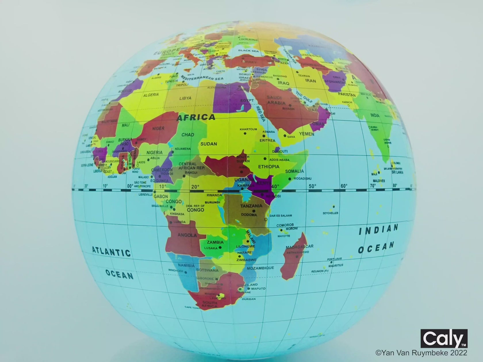 The World 20-inch Large Inflatable Globe